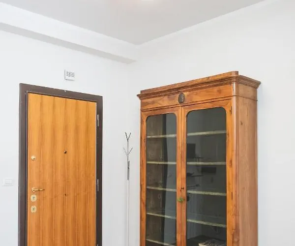 Cozy Flat With Terrace At Trastevere Train Station * Rzym