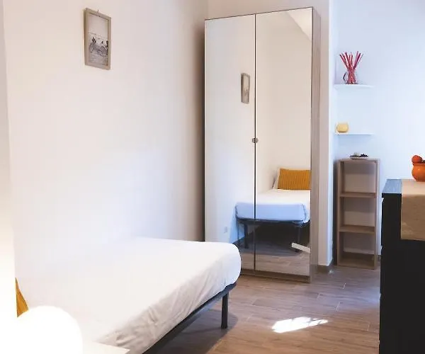 Cozy Flat With Terrace At Trastevere Train Station Apartament