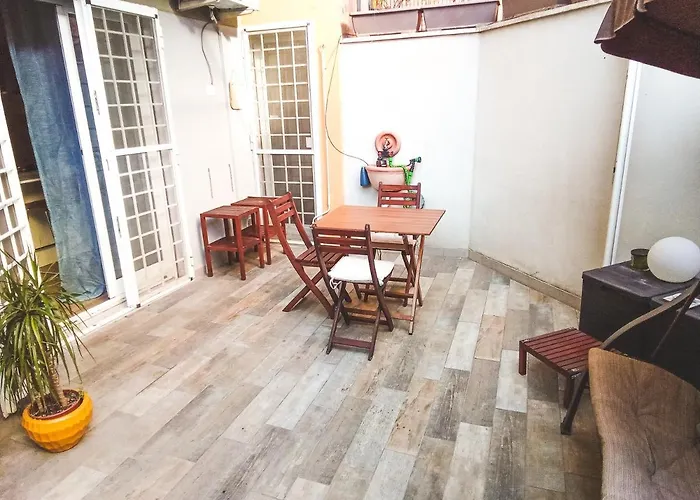 Cozy Flat With Terrace At Trastevere Train Station Apartament Rzym