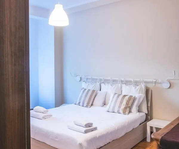 Cozy Flat With Terrace At Trastevere Train Station Apartament *
