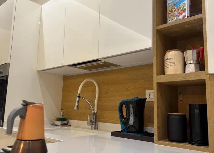 Apartament Cozy Flat With Terrace At Trastevere Train Station